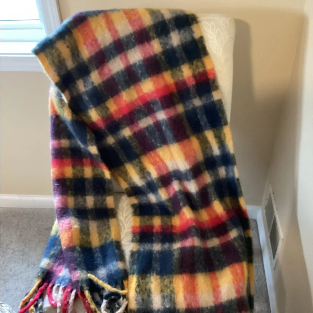 Plaid Multicolor Scarf/Wrap